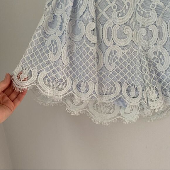 L’Atiste Women’s High Rise Lined Lace Baby Blue Size Zipper Booty Shorts size L - Picture 2 of 5